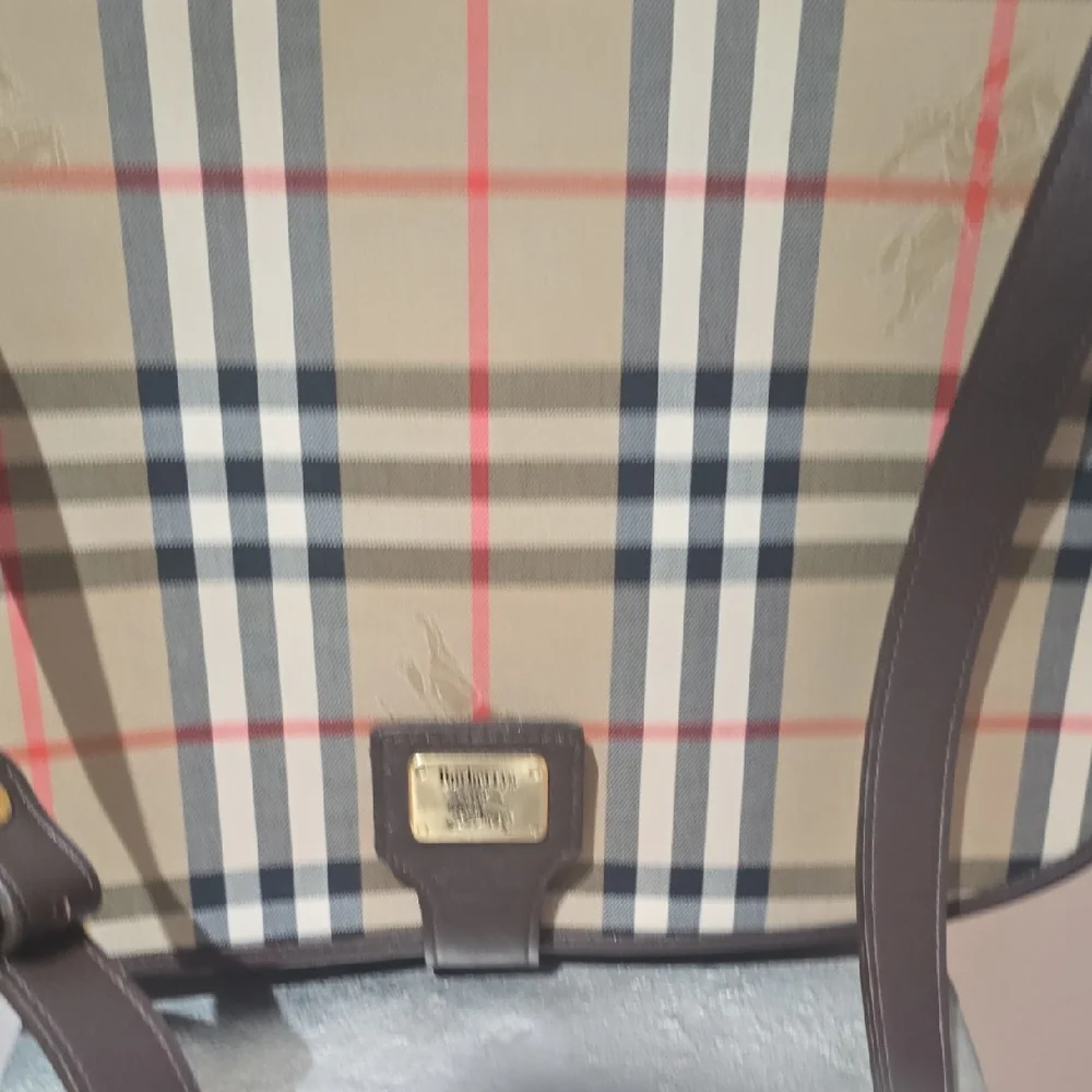 Burberry Beautifel Amazing Condition Checkered Crossbody Bag Authentic Spotless - Picture 2 of 13